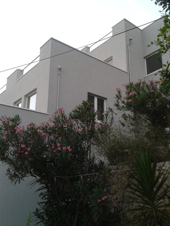 Apartment Villa Bonadea สลาโน ภายนอก รูปภาพ