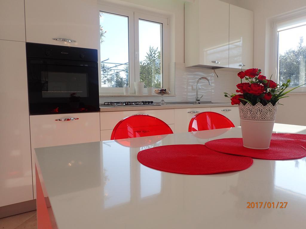 Apartment Villa Bonadea สลาโน ภายนอก รูปภาพ