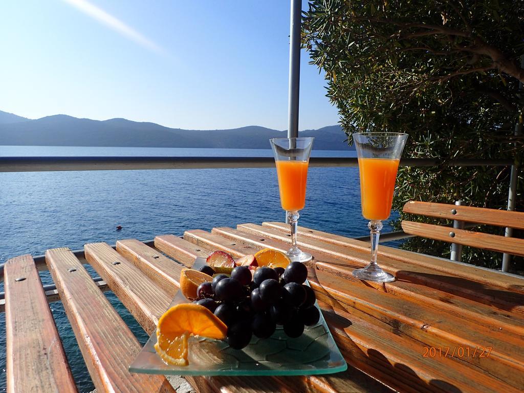 Apartment Villa Bonadea สลาโน ภายนอก รูปภาพ